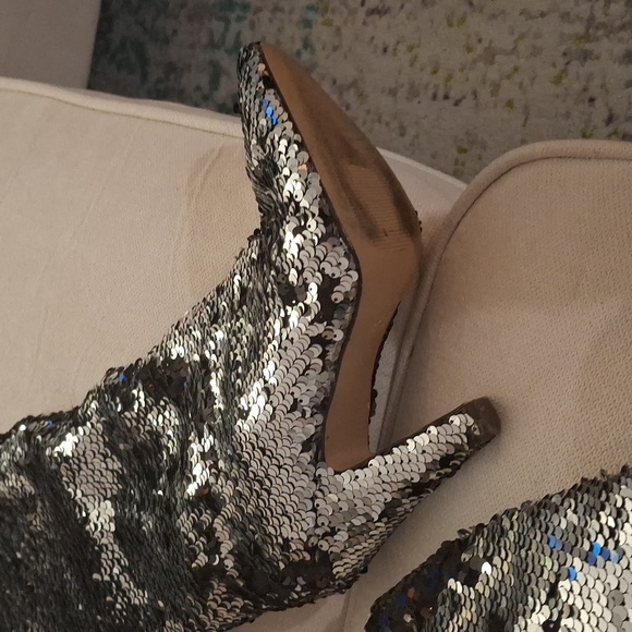 Black & silver sequins boots worn once - Picture 3 of 4